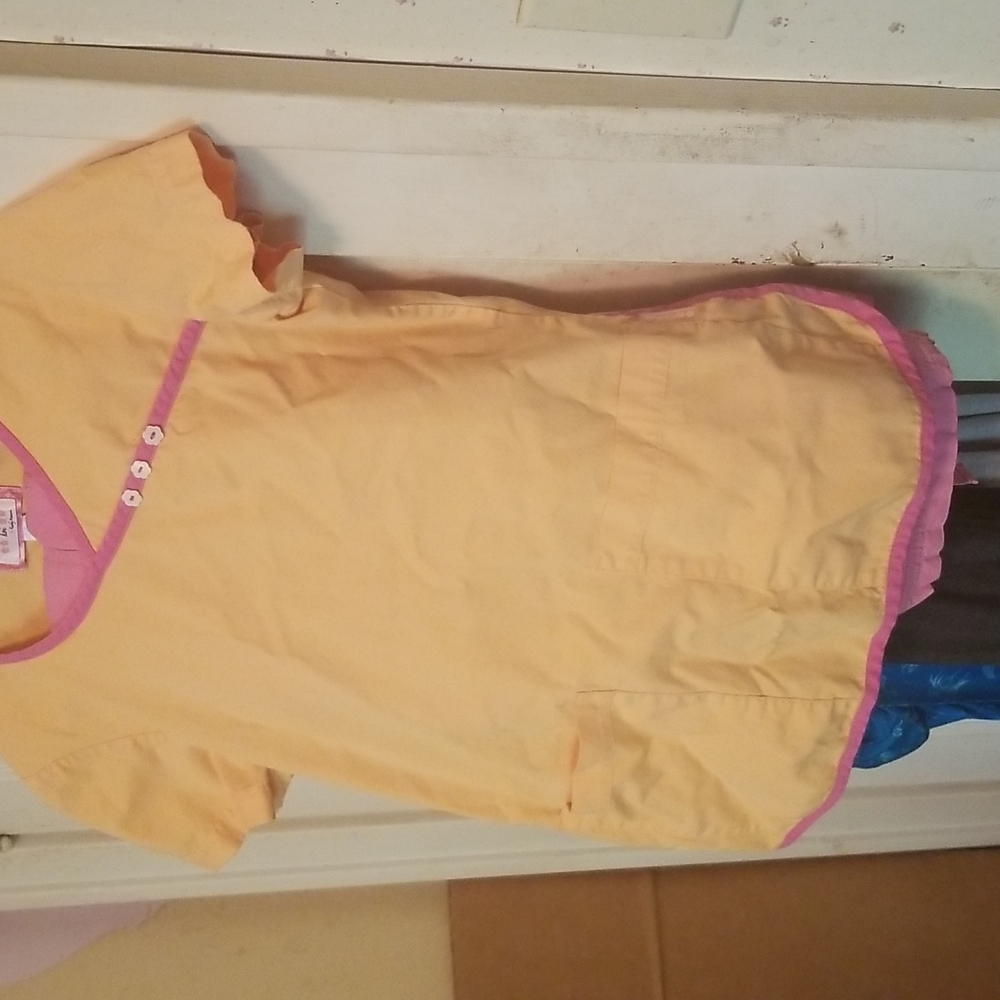 KOI SCRUBS
